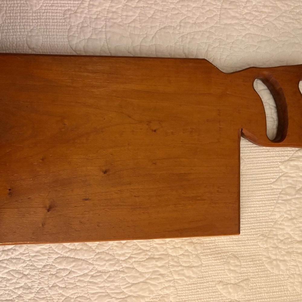 Wood Serving/Charcuterie Board with Handled End - Warm Honey Brown Cutting Board